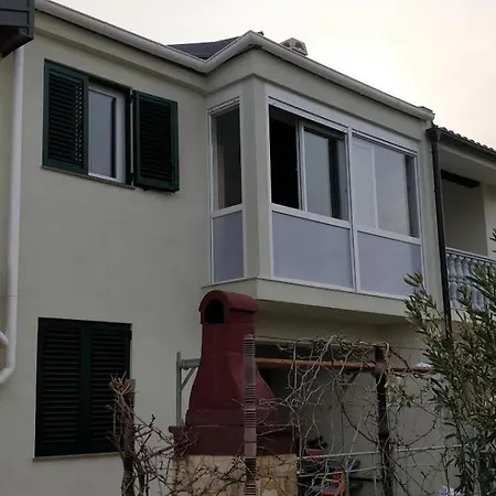 Apartamento Obiteljski Smjestaj 100 M2, App 4stars, Plaza, Jacuzzi *