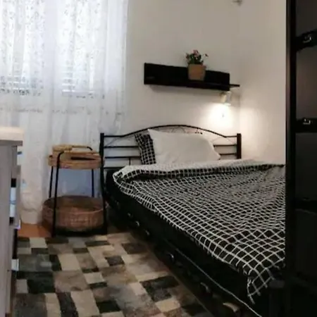 Apartamento Obiteljski Smjestaj 100 M2, App 4stars, Plaza, Jacuzzi Vir
